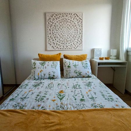 Private Room In Renovated Apartment - Tram 1 Min Walk Νίκαια Εξωτερικό φωτογραφία