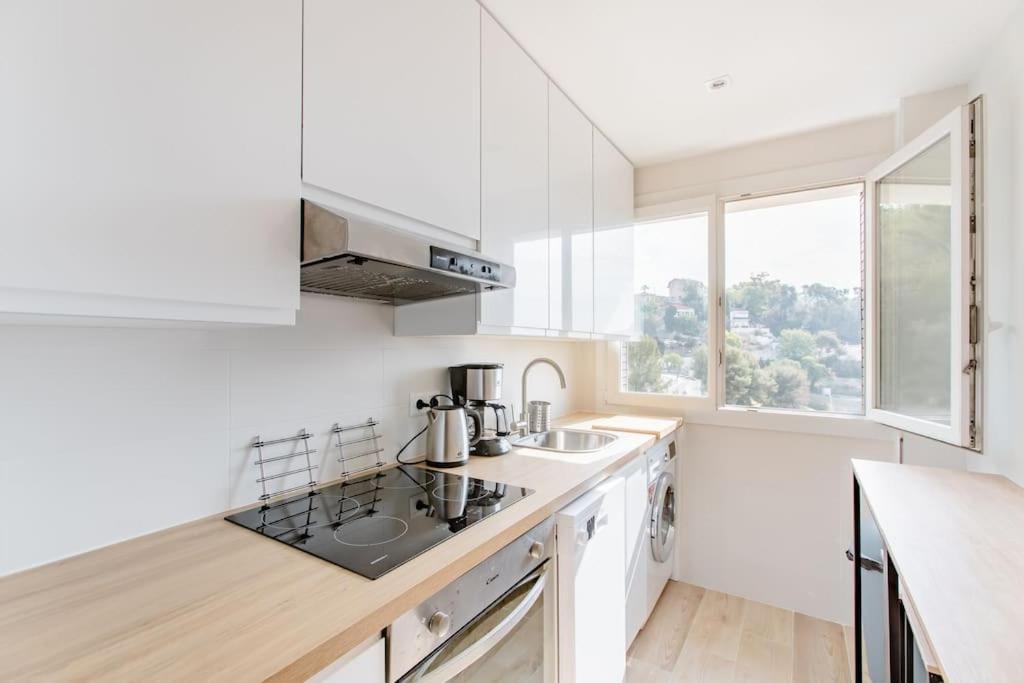Private Room In Renovated Apartment - Tram 1 Min Walk Νίκαια Εξωτερικό φωτογραφία