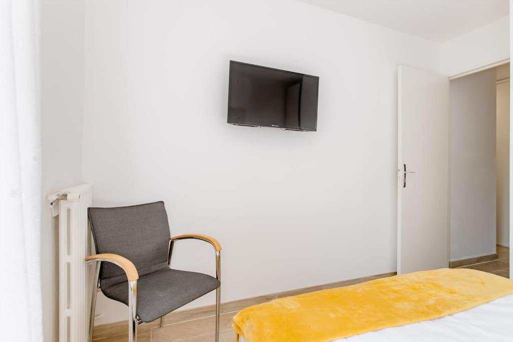 Private Room In Renovated Apartment - Tram 1 Min Walk Νίκαια Εξωτερικό φωτογραφία