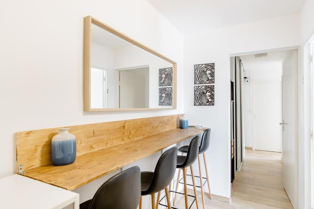 Private Room In Renovated Apartment - Tram 1 Min Walk Νίκαια Εξωτερικό φωτογραφία