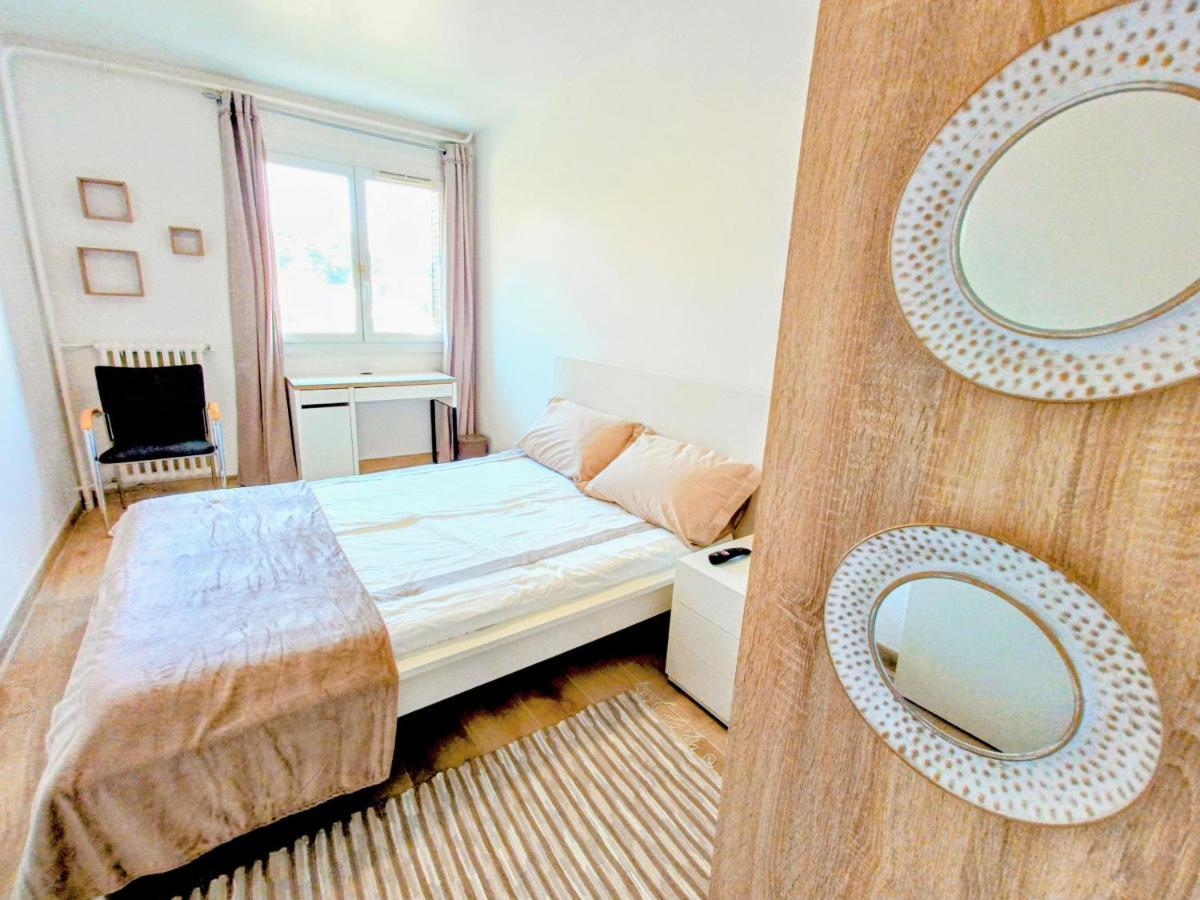 Private Room In Renovated Apartment - Tram 1 Min Walk Νίκαια Εξωτερικό φωτογραφία